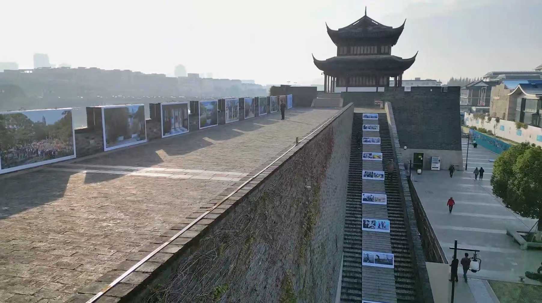 A scenic view of Xinxiang Shamenchengyizhi