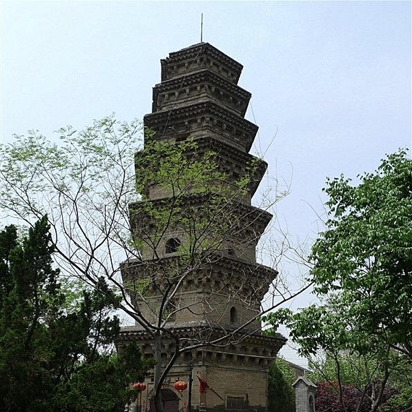 A scenic view of Xinxiang Tianwangsishanjita