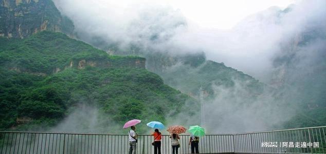 A scenic view of Xinxiang Tuoluonijingchuang