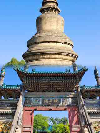 A scenic view of Xinzhou Ayuwang Pagoda Daixian