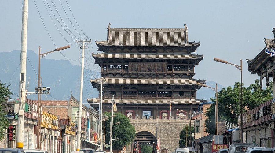 A scenic view of Xinzhou Bianjing Lou