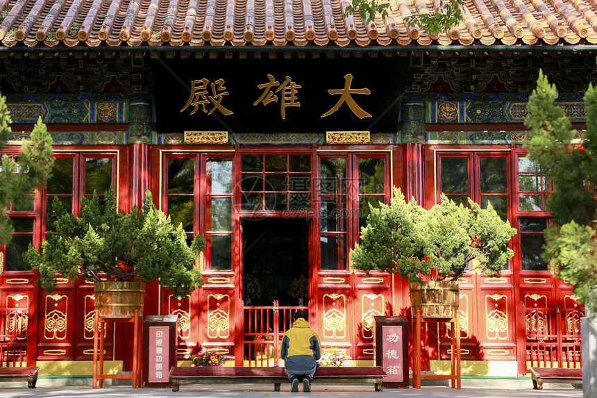 A scenic view of Xinzhou Guangji Temple Main Hall