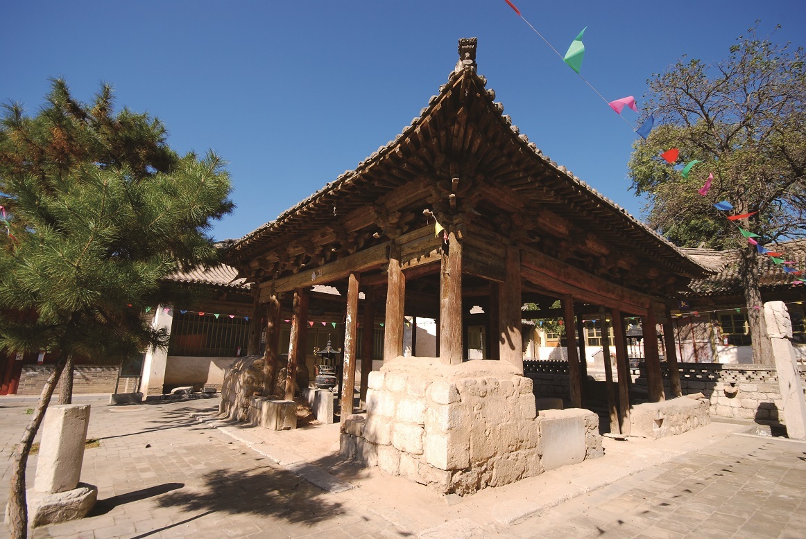 A scenic view of Xinzhou Liuhui Hongfu Temple
