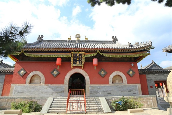 A scenic view of Xinzhou Luohou Temple