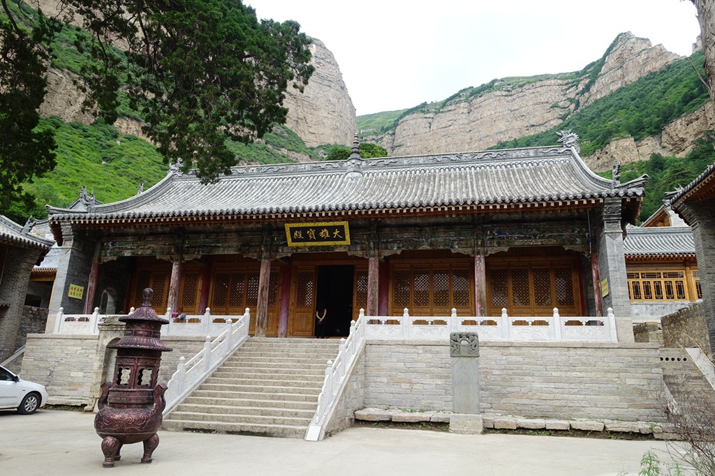 A scenic view of Xinzhou Mimi Temple