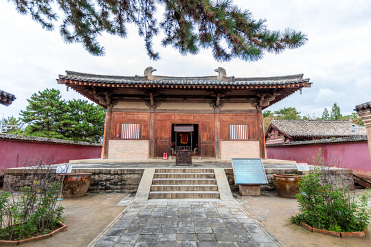 A scenic view of Xinzhou Nanchan Temple Main Hall