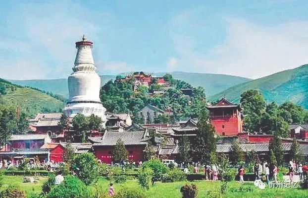 A scenic view of Xinzhou Wutaishan Ancient Buildings