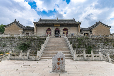 A scenic view of Xinzhou Wutaishan Nanshan Temple