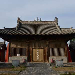 A scenic view of Xinzhou Yanqing Temple