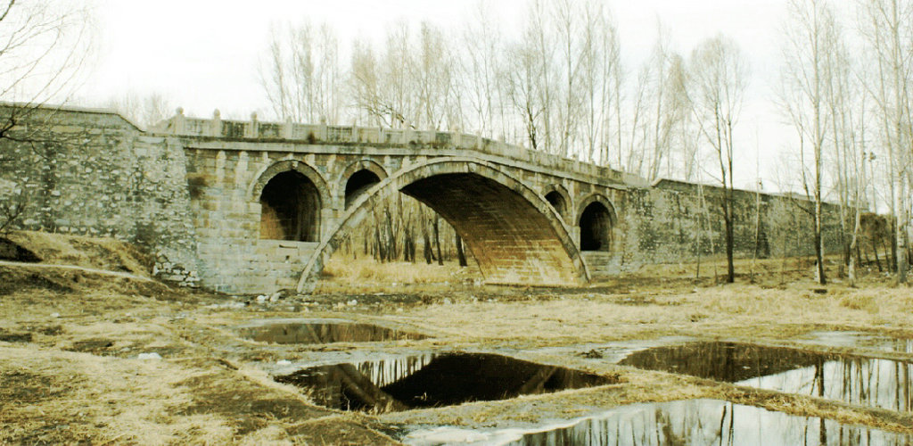 A scenic view of Xinzhou Yuanping Puji Bridge