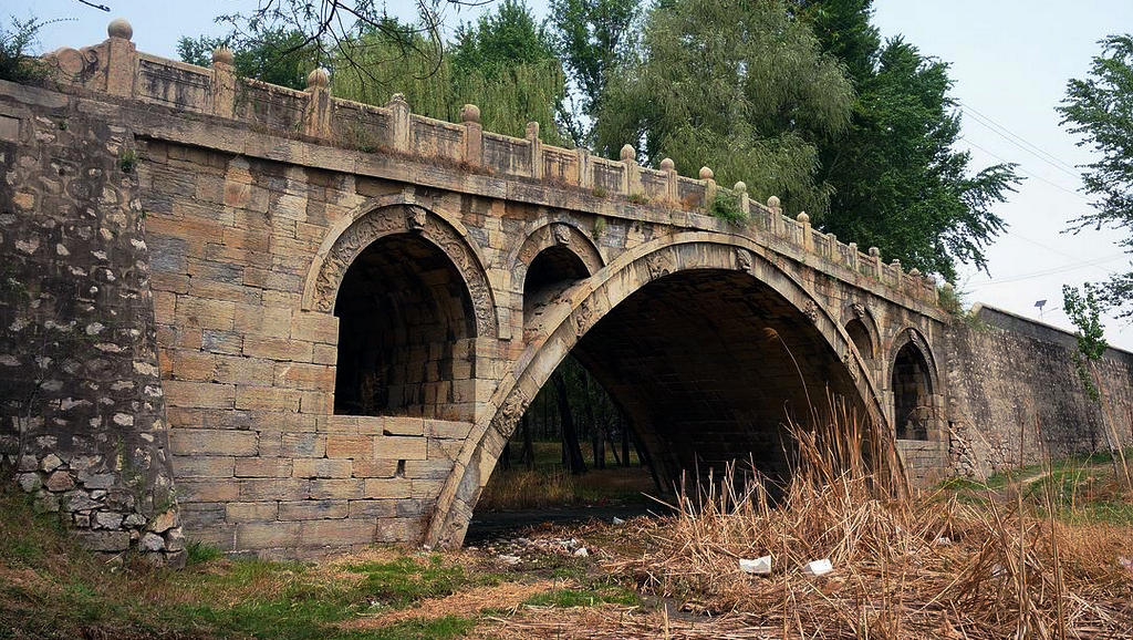A scenic view of Xinzhou Yuanping Puji Bridge