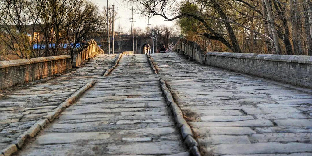 A scenic view of Xinzhou Yuanping Puji Bridge