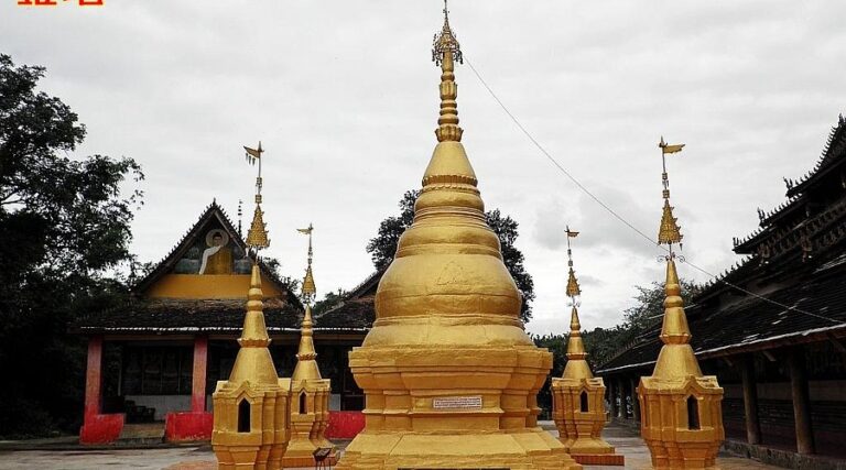 A Journey Through Xishuangbanna Jingzhen Bajiaoting: Nature, Culture, and Cuisine