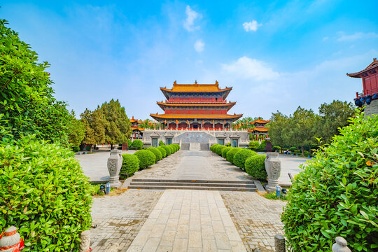 A scenic view of Xuchang Guandimiao