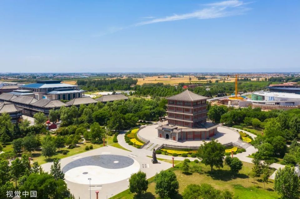A scenic view of Xuchang Huaibanghuiguan
