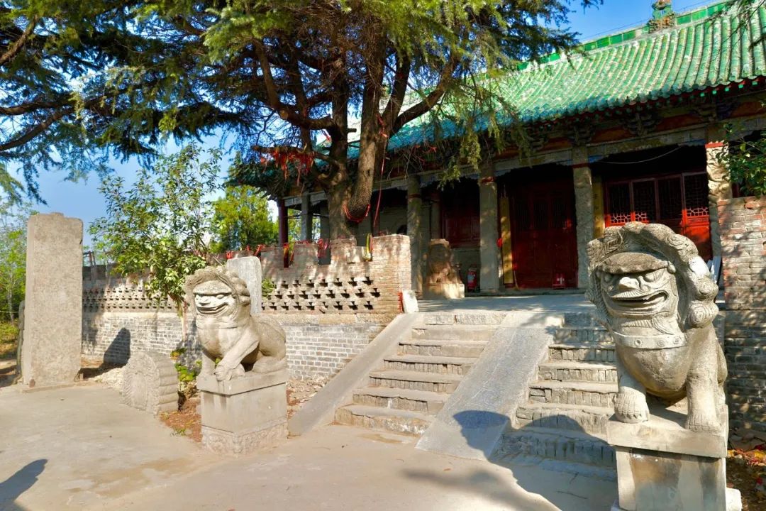 A scenic view of Xuchang Tianbaogong