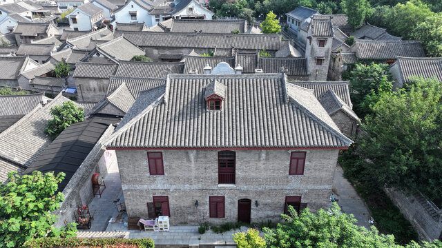 A scenic view of Xuzhou Hubushan Gu Jianzhuqun
