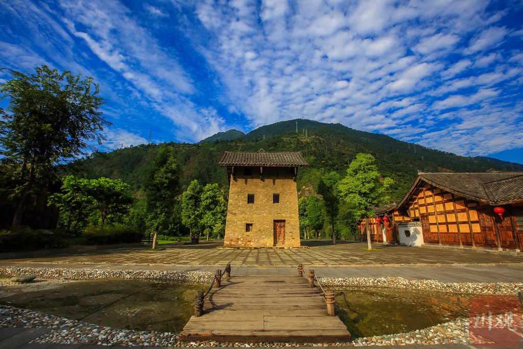 A scenic view of Yaan Hongjun Qiangdu Daduhe Yizhi