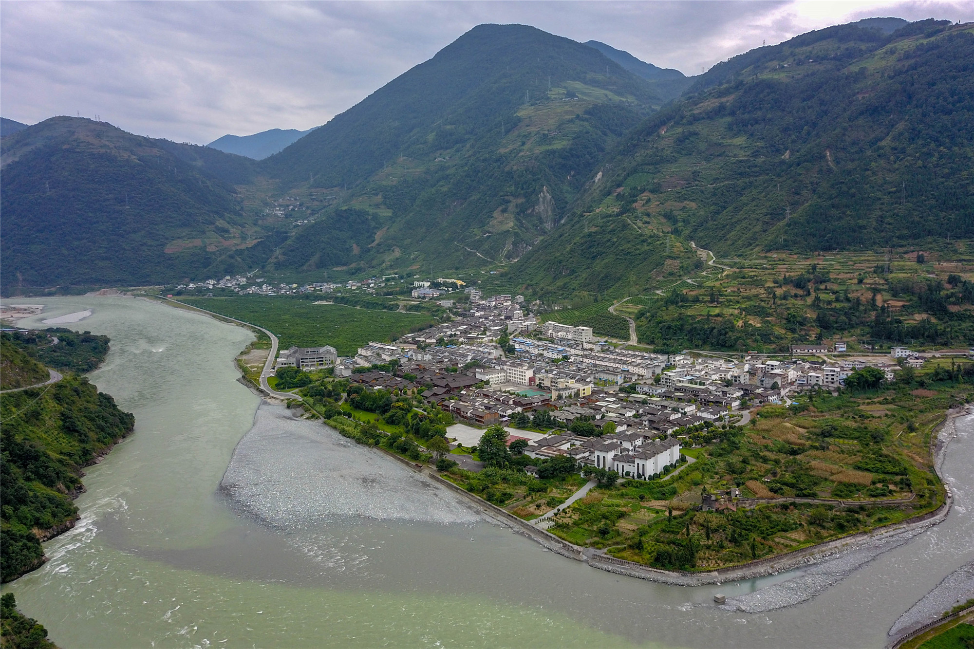 A scenic view of Yaan Hongjun Qiangdu Daduhe Yizhi