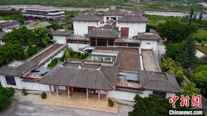 A scenic view of Yaan Hongjun Qiangdu Daduhe Yizhi