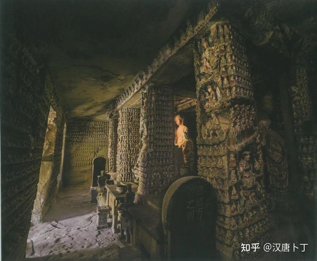 A scenic view of Yanan Chengtai Grottoes