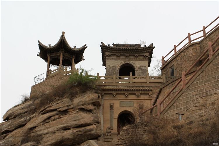 A scenic view of Yanan Qingliangshan Wanfo Cave Grottoes