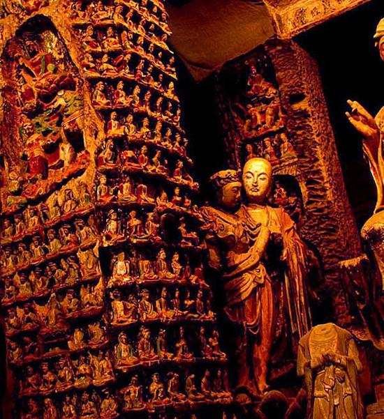 A scenic view of Yanan Wanan Chanyuan Grottoes