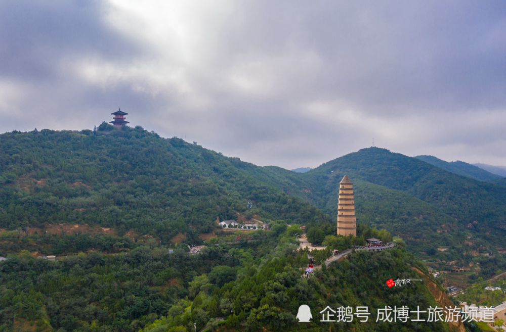 A scenic view of Yanan Wanfeng Pagoda