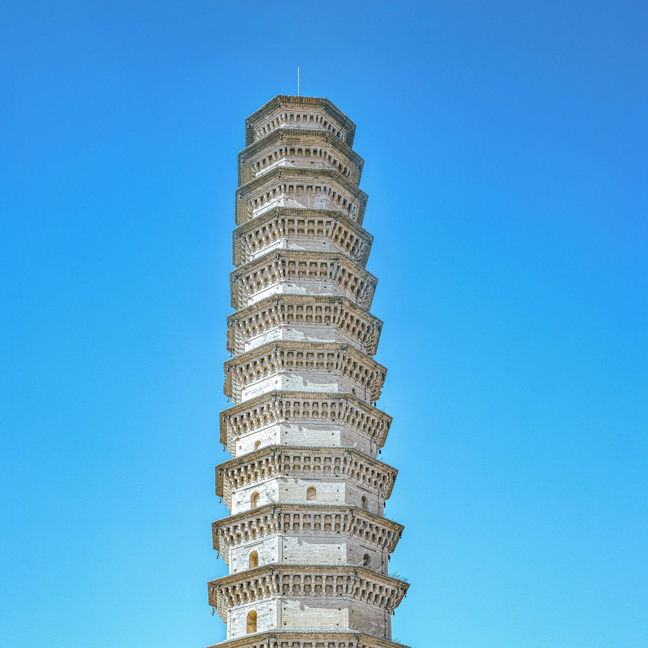 A scenic view of Yanan Wanfeng Pagoda