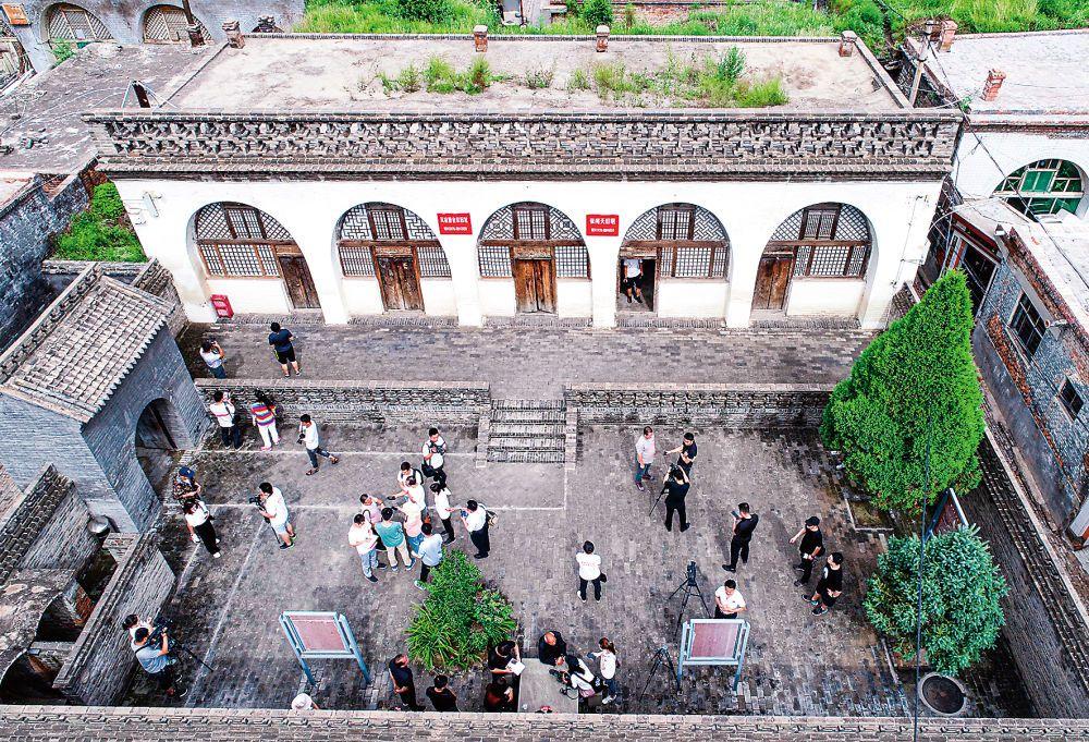 A scenic view of Yanan Wayaobao Revolutionary Site
