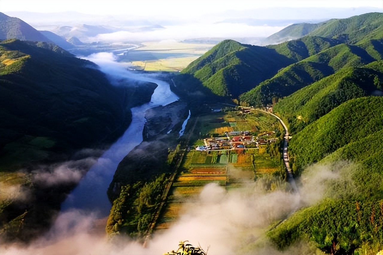 A scenic view of Yanbian Baicaogou Yizhi