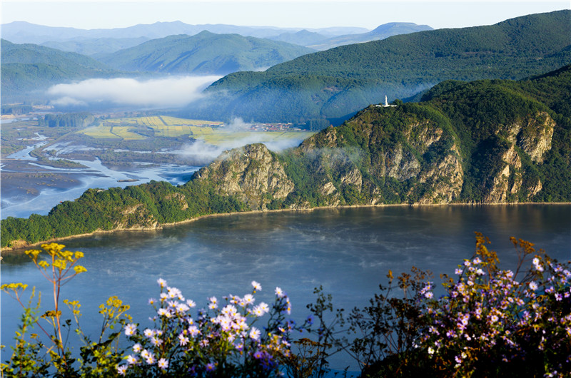 A scenic view of Yanbian Longtoushan Gumuqun