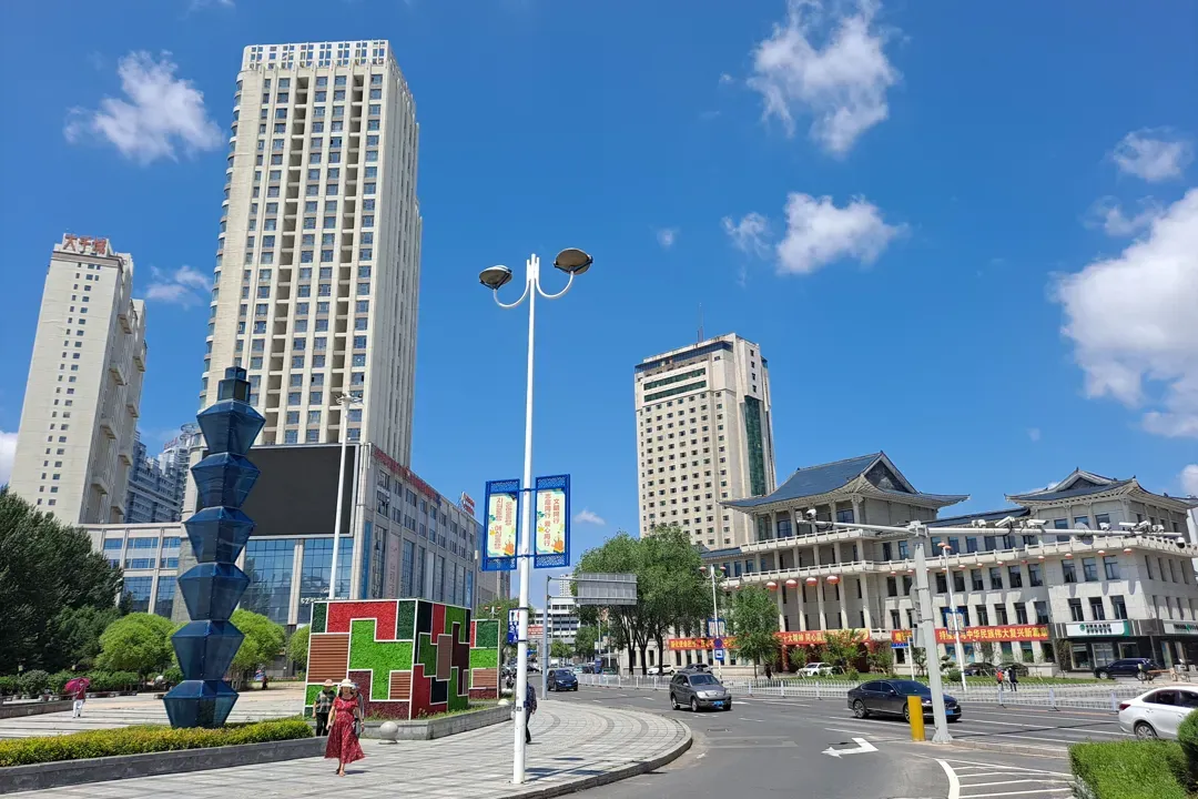 A scenic view of Yanbian Longtoushan Gumuqun