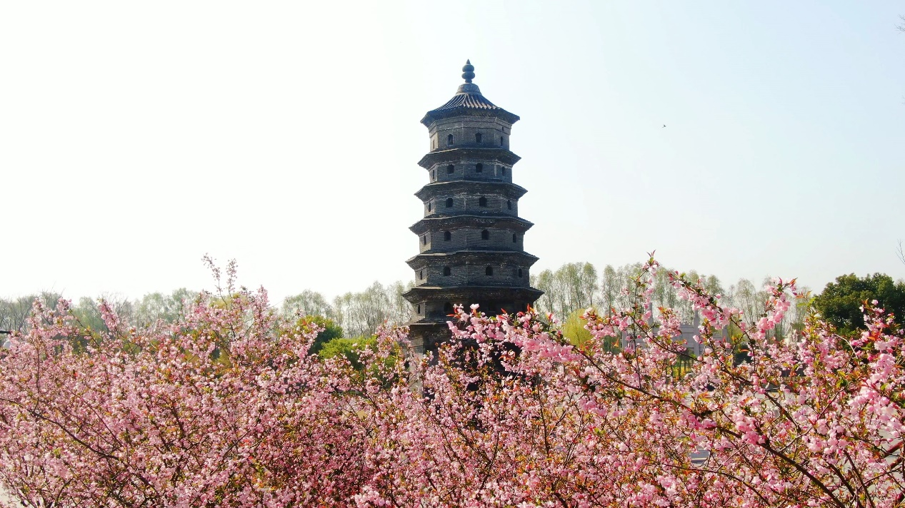 A scenic view of Yancheng Haichunxuan Ta
