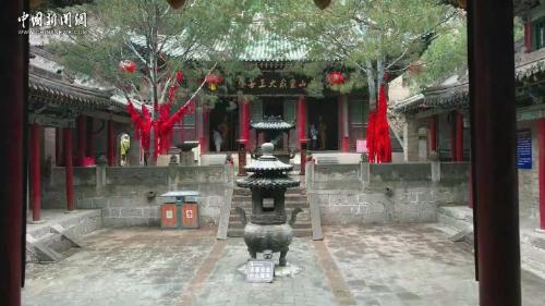 A scenic view of Yangquan Guangwang Temple