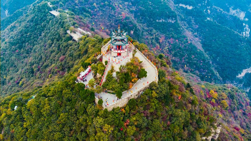 A scenic view of Yangquan Pingding Machi Yan Temple