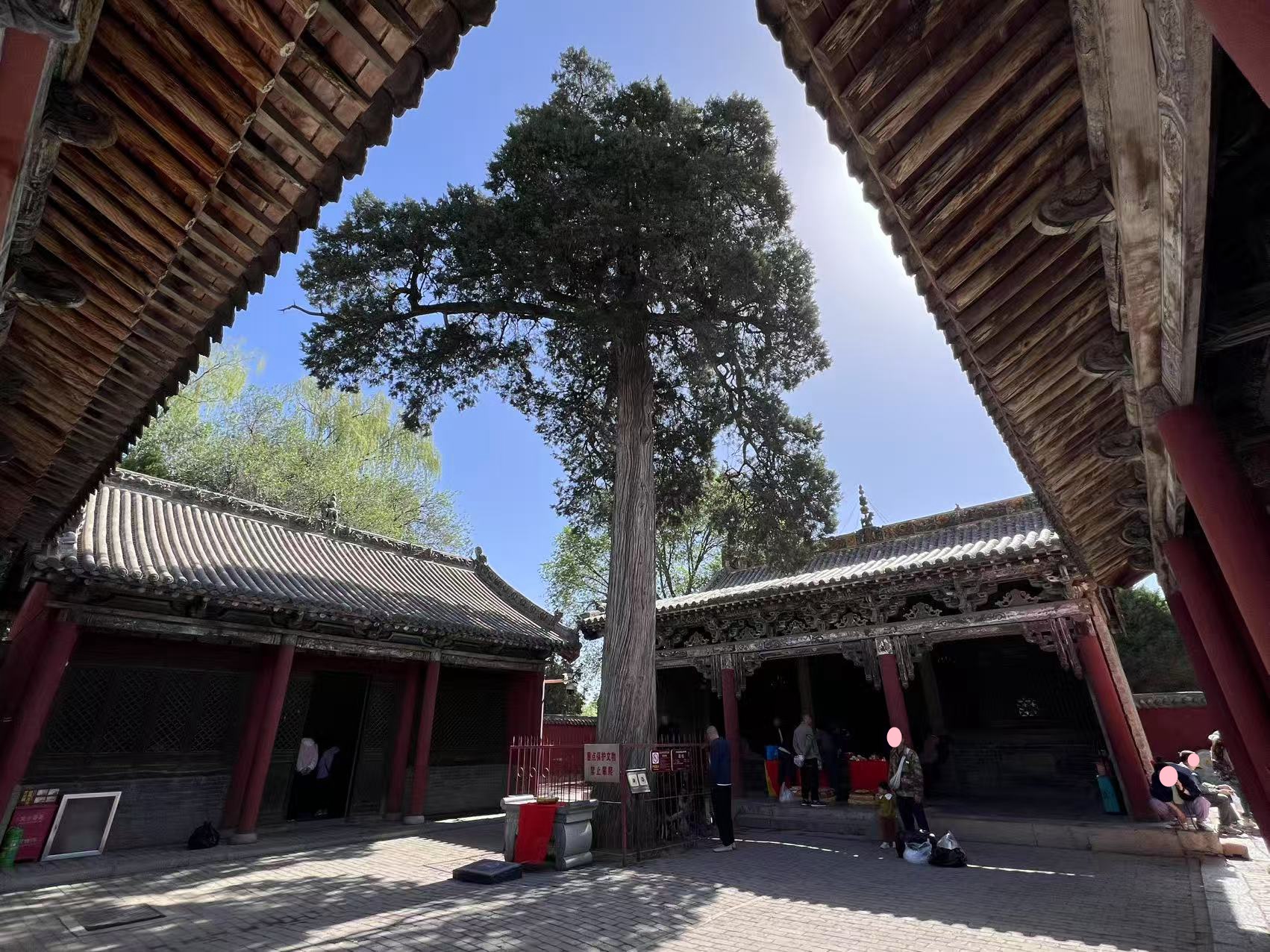 A scenic view of Yangquan Potou Taishan Temple