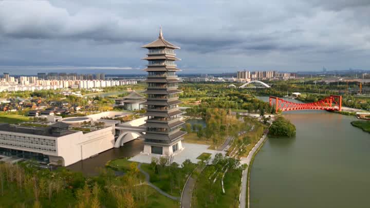 A scenic view of Yangzhou Dayunhe Subitems