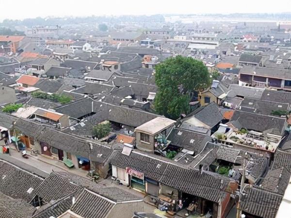 A scenic view of Yangzhou Gaoyou Dangpu