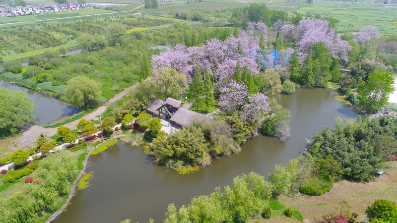 A scenic view of Yangzhou Longqiuzhuang Yizhi