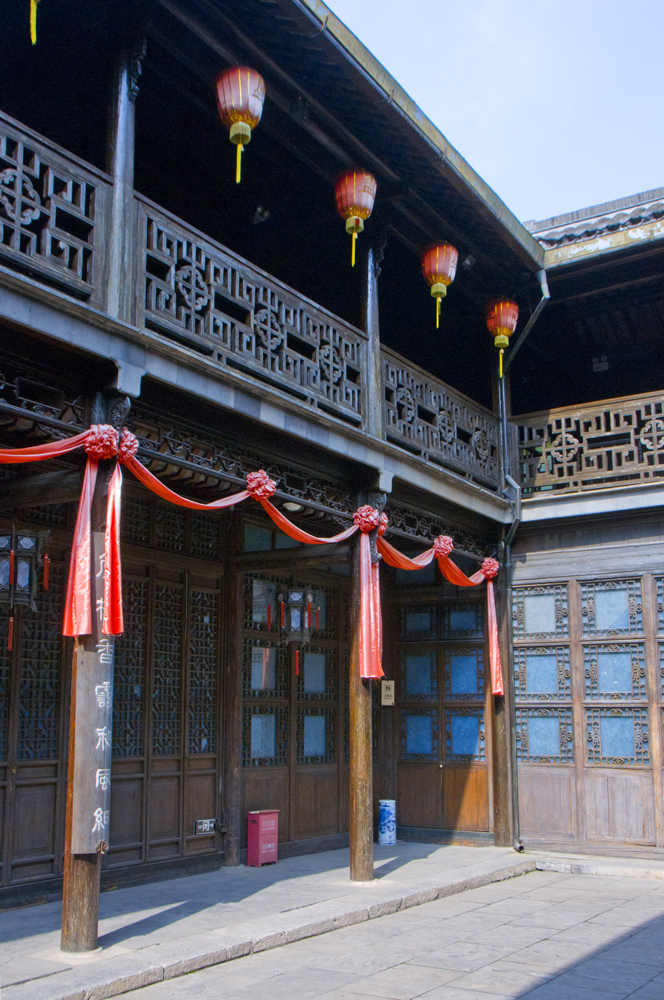 A scenic view of Yangzhou Lushi Yanshang Zhuzhai