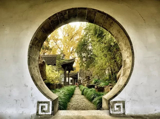 A scenic view of Yangzhou Shikefa Muci