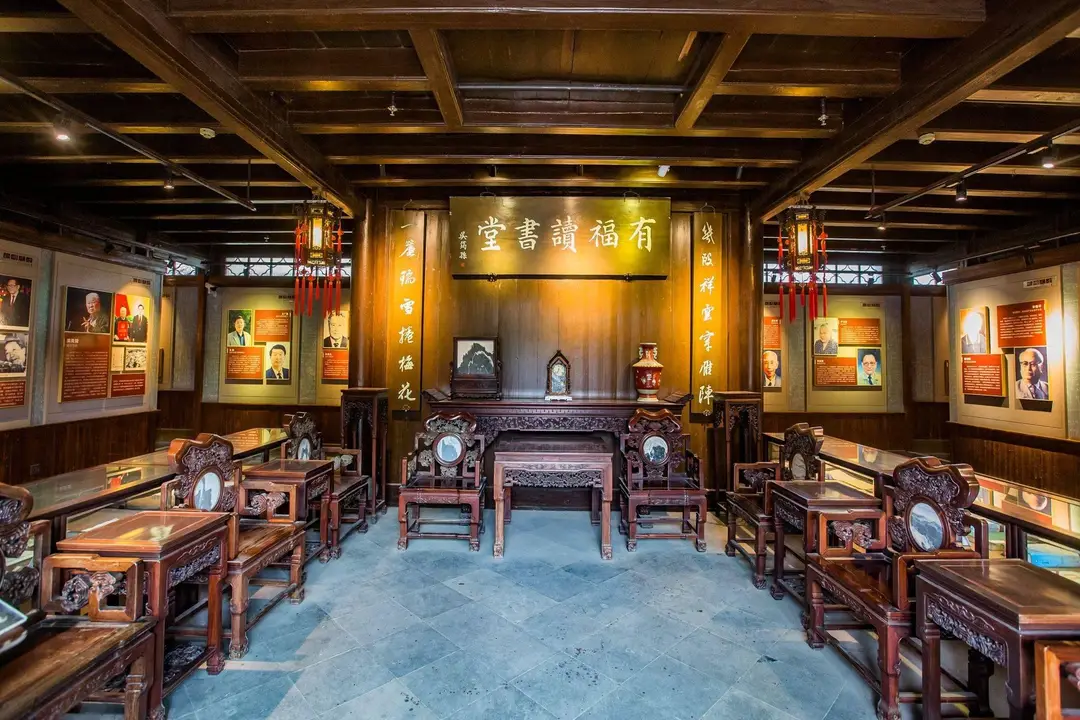 A scenic view of Yangzhou Wushi Zhaidi