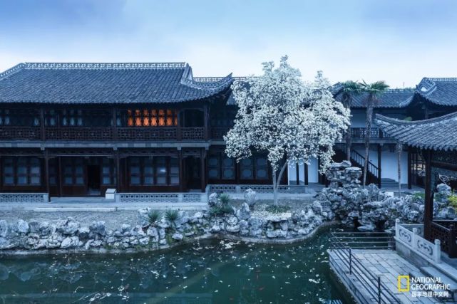 A scenic view of Yangzhou Xifangsi Dadian
