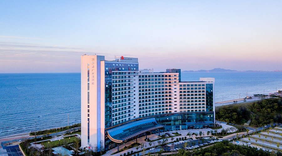 A scenic view of Yantai Xi Paotai