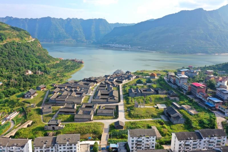 A scenic view of Yibin Pingshan Longshi Shanzhuang