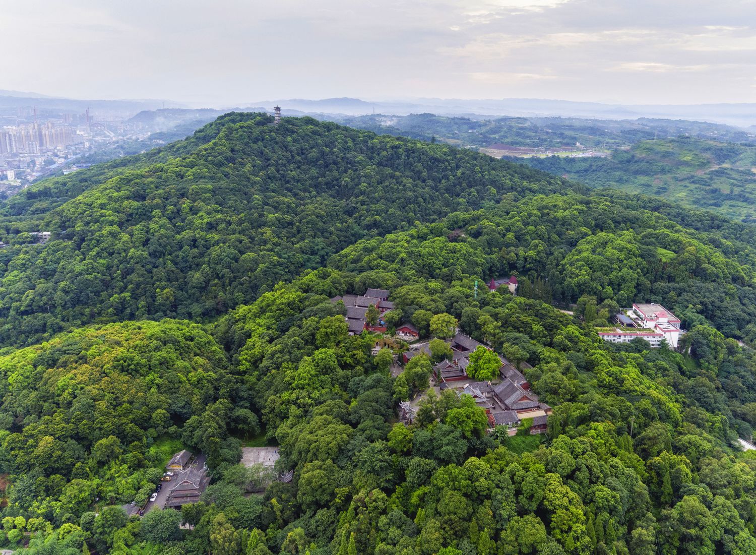 A scenic view of Yibin Zhenwushan Gujianzhuqun