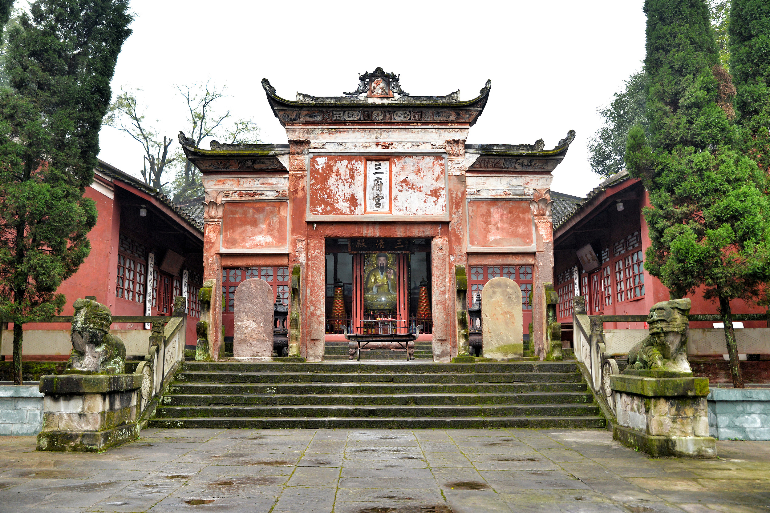 A scenic view of Yibin Zhenwushan Gujianzhuqun