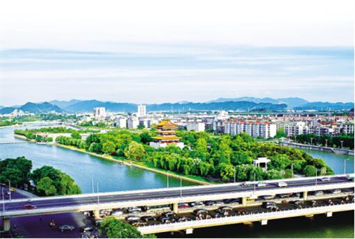 A scenic view of Yichun Fengquqiao