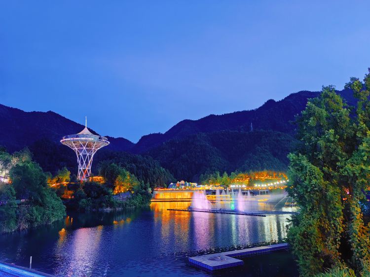 A scenic view of Yichun Mingshuiqiao